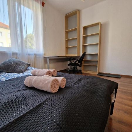 R Mieszkanie Cale Albo Pokoj Bllisko Wszystko Appartement Gdańsk Buitenkant foto